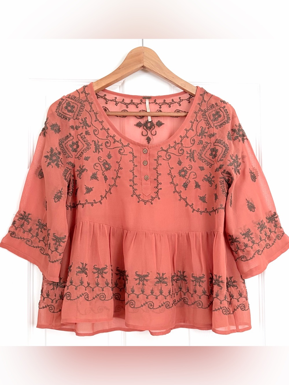 Free People Embroidered Peasant Top Size XS
